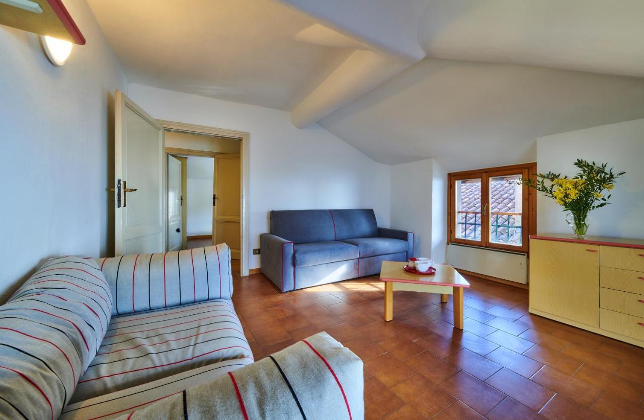 Romantic House Варена Екстериор снимка